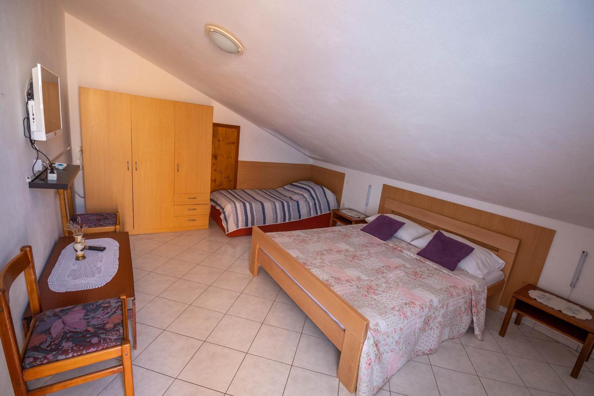 Fredi Apartmán *