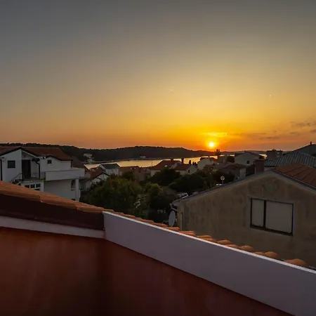 Fredi Apartment Mali Losinj Exterior photo