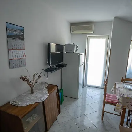 Fredi Apartment Mali Losinj Exterior photo