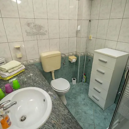 Fredi Apartment Mali Losinj Exterior photo
