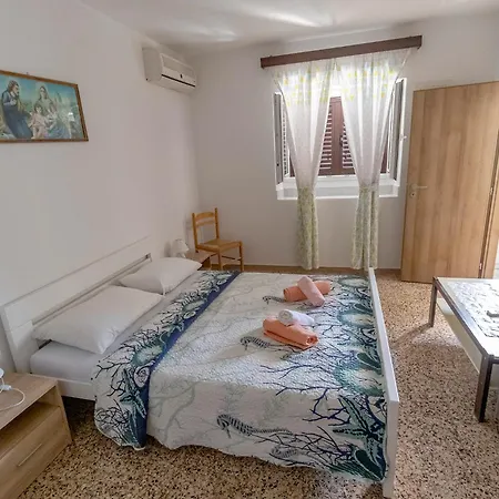 Fredi Apartment Mali Losinj Exterior photo