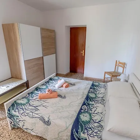 Fredi Apartment Mali Losinj Exterior photo