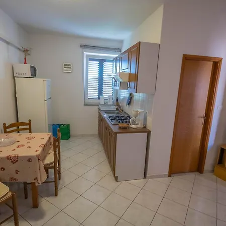 Fredi Apartment Mali Losinj Exterior photo