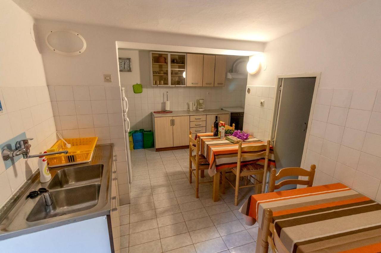 Fredi Apartamento Mali Lošinj