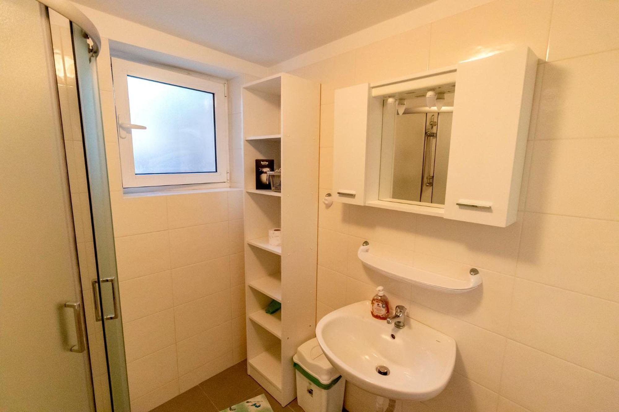 Fredi Apartment *